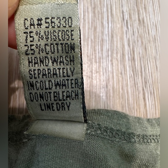 🛍️Baba green long sleeve/ rolled up sleeve high-low dress one size - Picture 5 of 7